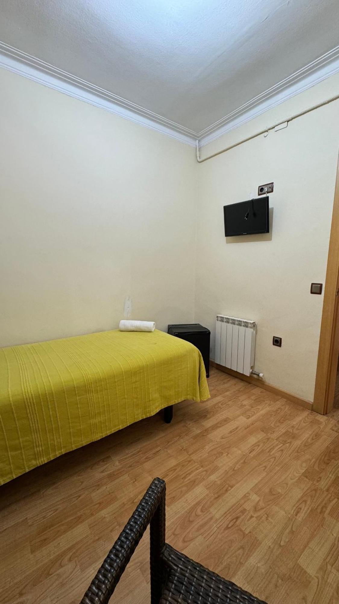 Pension Laforja Barcelona Exterior photo