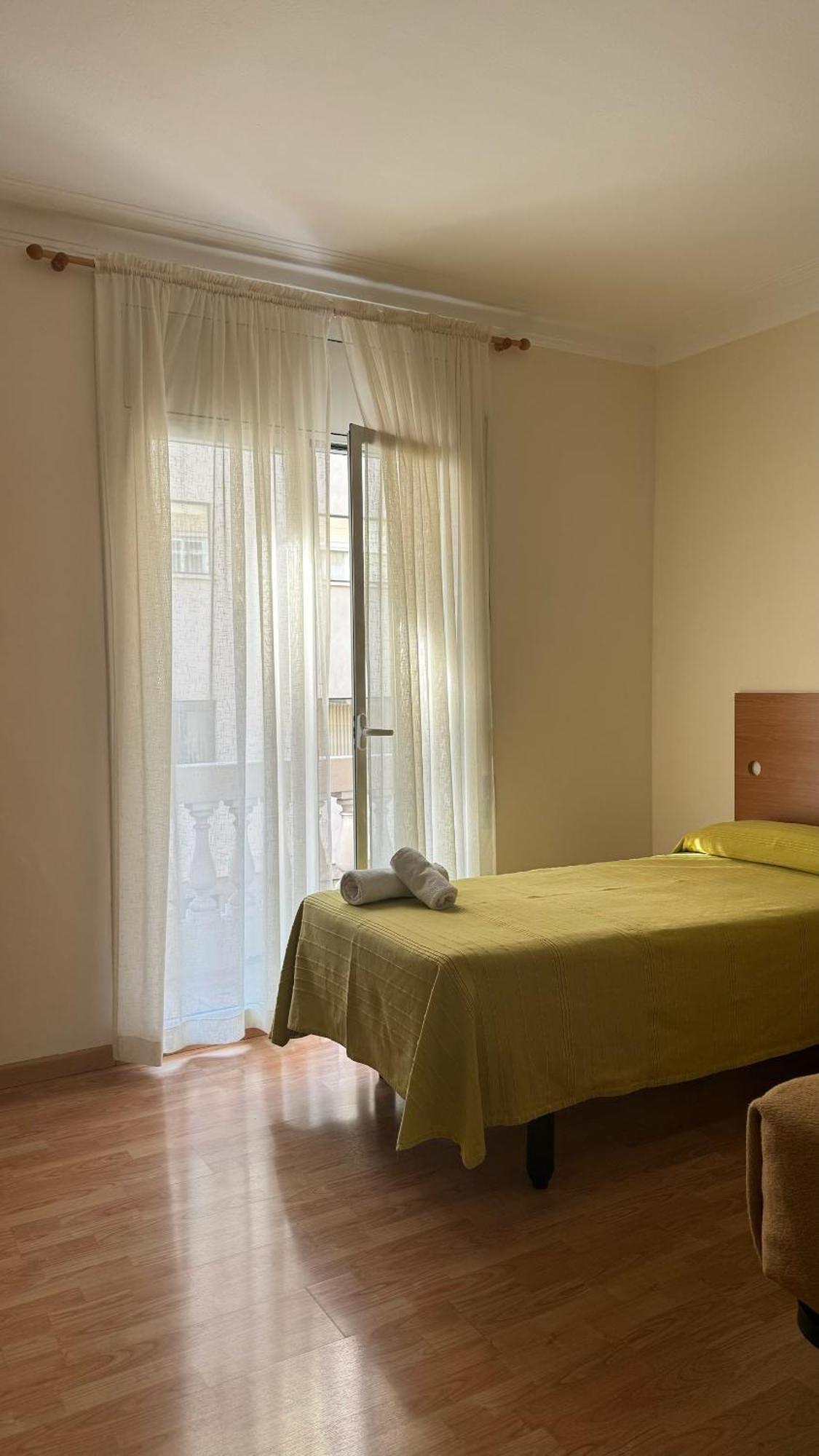 Pension Laforja Barcelona Exterior photo
